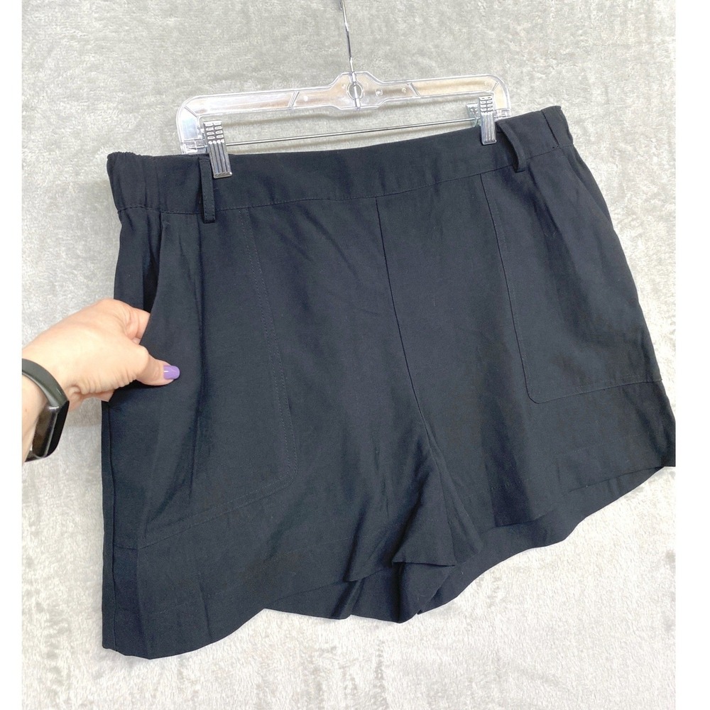 A New Day Shorts Black Womens XXL (38x3) High-Rise Pockets Minimalist Casual